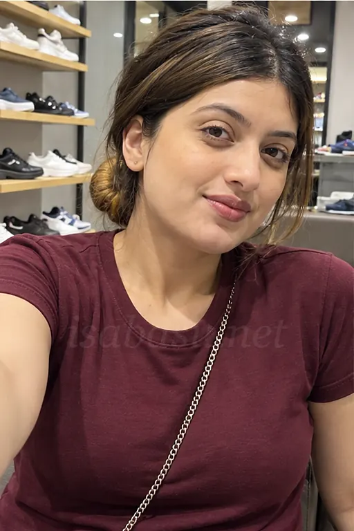 Shikha, 27, call girl in Byculla, Mumbai